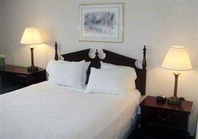 фото отеля Clarion Inn Wakefield