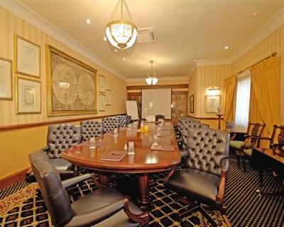 фото отеля Clarion Inn Wakefield