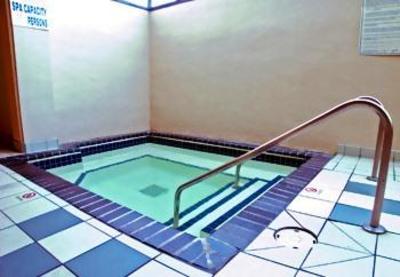 фото отеля Days Inn Maplewood Hotel & Conference Center