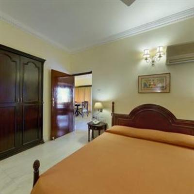 фото отеля Swosti Palm Resort