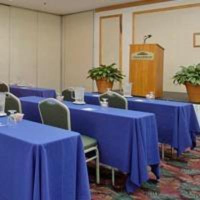 фото отеля Howard Johnson Plaza Hotel Miami Airport
