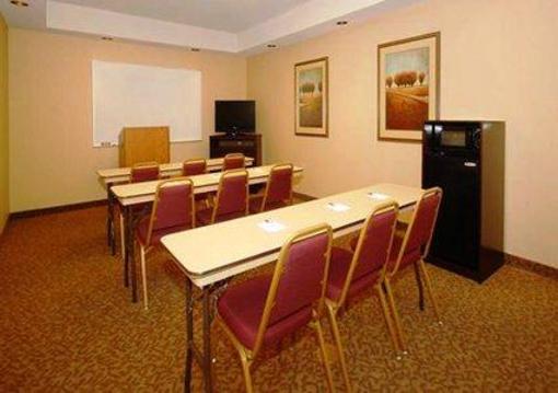 фото отеля Comfort Suites Elizabethtown