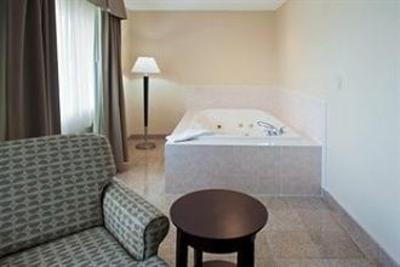 фото отеля Holiday Inn Express Frankfort