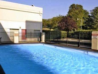 фото отеля Howard Johnson Express Inn - Washington