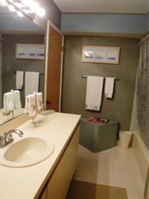 фото отеля Hibiscus Oceanfront Resort