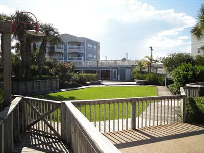 фото отеля Hibiscus Oceanfront Resort
