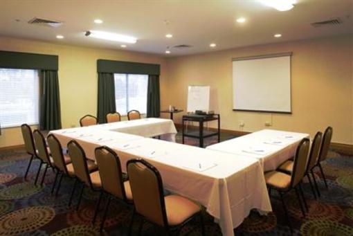фото отеля Holiday Inn Express Hotel & Suites Chicago-Deerfield Lincolnshire