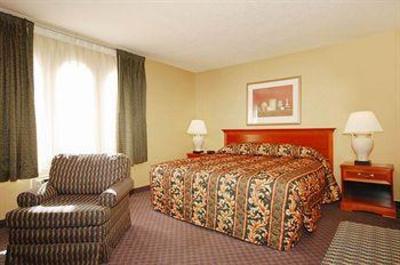 фото отеля Ramada Inn Chatsworth