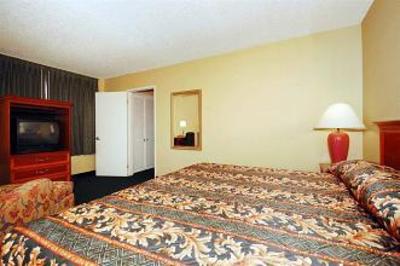 фото отеля Ramada Inn Chatsworth
