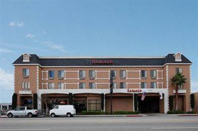 фото отеля Ramada Inn Chatsworth