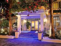 South Seas Hotel
