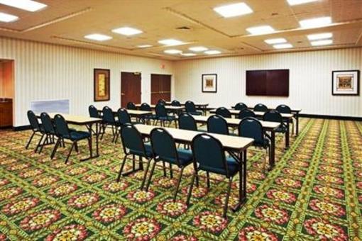 фото отеля Holiday Inn Express Hotel & Suites Thomasville