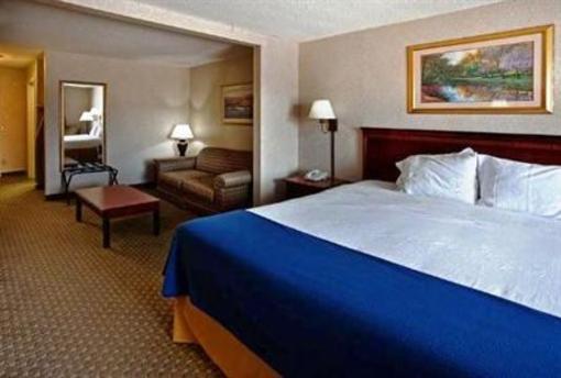 фото отеля Holiday Inn Express Hotel & Suites Thomasville
