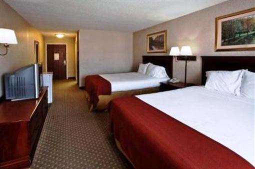 фото отеля Holiday Inn Express Hotel & Suites Thomasville