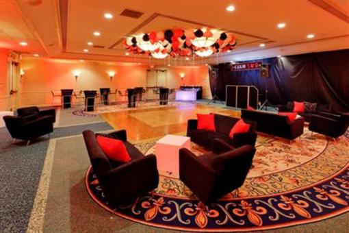 фото отеля Holiday Inn Mt. Kisco Westchester Cty