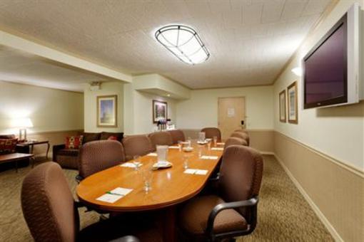 фото отеля Holiday Inn Mt. Kisco Westchester Cty