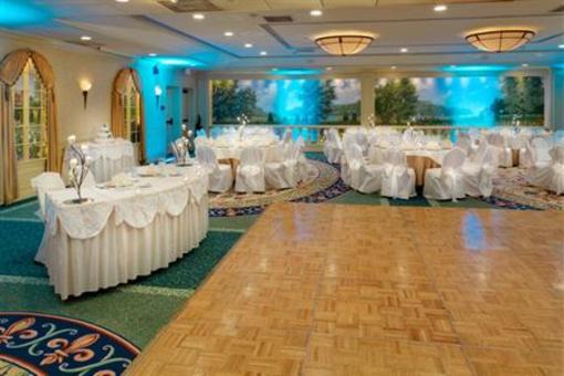 фото отеля Holiday Inn Mt. Kisco Westchester Cty