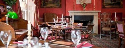 фото отеля Black Lion Hotel & Restaurant Long Melford
