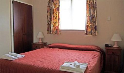фото отеля Earnslaw Motel