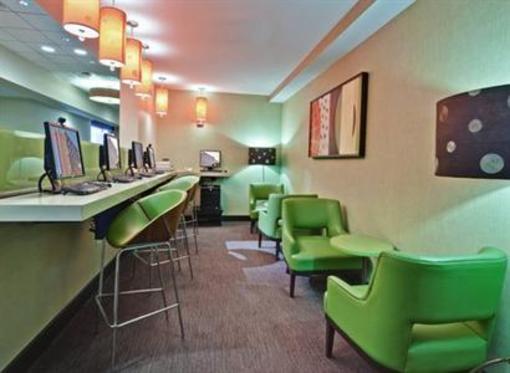 фото отеля Crowne Plaza Chicago O'Hare