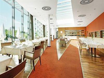 фото отеля Hotel Therme Laa Superior