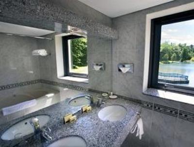 фото отеля Forges Hotel