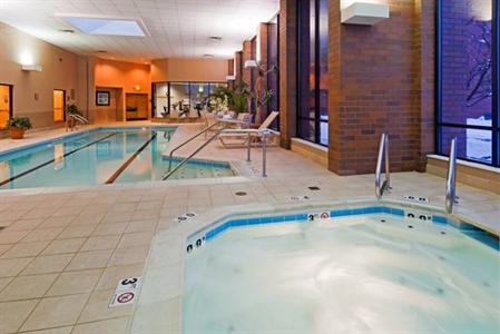 фото отеля Holiday Inn Cincinnati-Airport