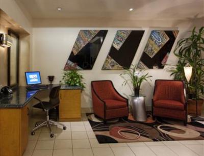 фото отеля BEST WESTERN PLUS Carlyle Inn