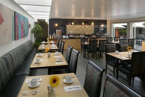 фото отеля BEST WESTERN PLUS Carlyle Inn