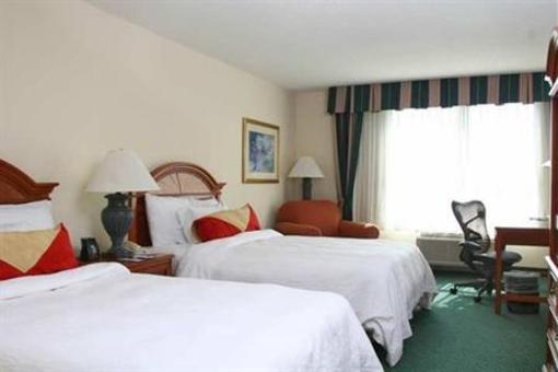 фото отеля Hilton Garden Inn Atlanta Perimeter Center