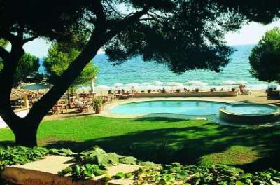 фото отеля La Pinede Plage Hotel La Croix-Valmer
