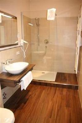фото отеля Hotel Victoria Bad Mergentheim