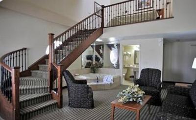 фото отеля Monte Carlo Inn Oakville Suites