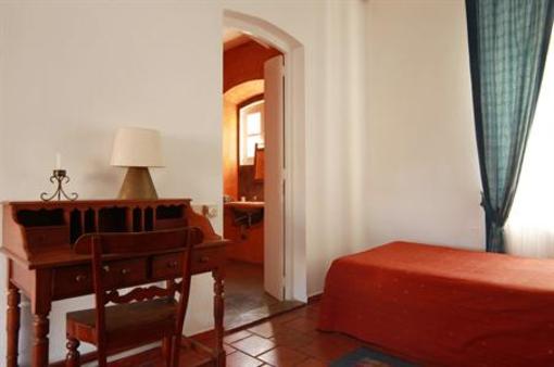фото отеля Villa Helena Pondicherry