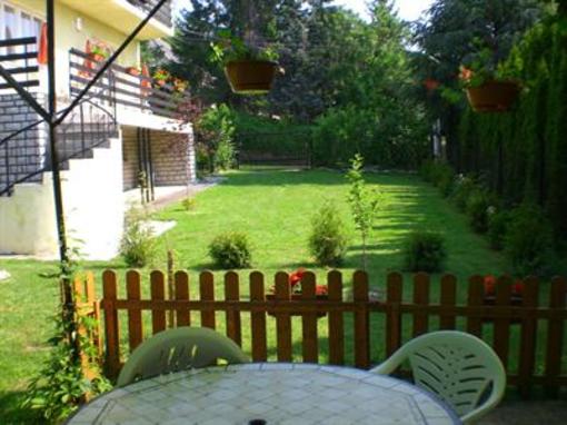 фото отеля Almadi Apartments