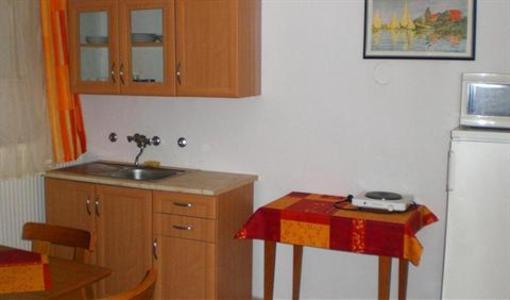 фото отеля Almadi Apartments