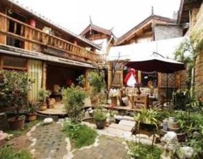 фото отеля Lijiang Shu He Shanjusuiyue Inn