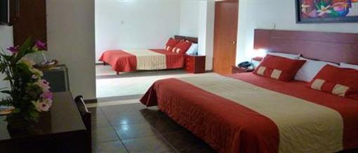 фото отеля Hotel Quinta de Cabecera