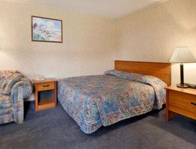 фото отеля Super 8 Milford