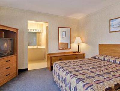 фото отеля Super 8 Milford