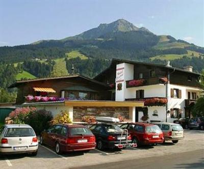 фото отеля Hotel Central Sankt Johann In Tirol