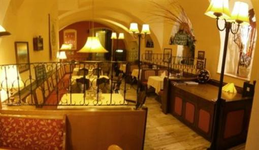 фото отеля Zum Brauhaus Gasthof-Restaurant