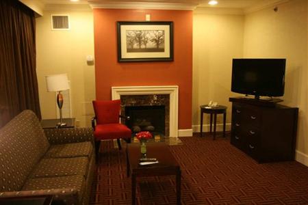 фото отеля Hampton Inn & Suites Stamford