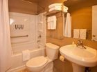 фото отеля Lakeshore Inn
