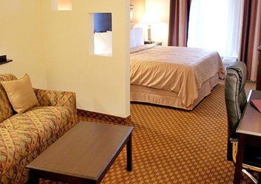 фото отеля Comfort Suites Edmond