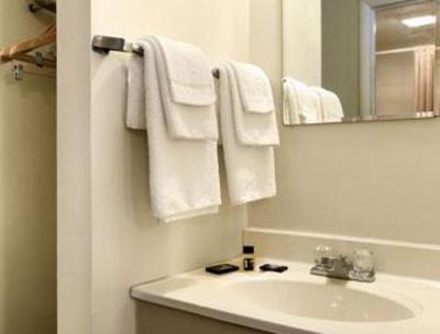 фото отеля Travelodge Pulaski