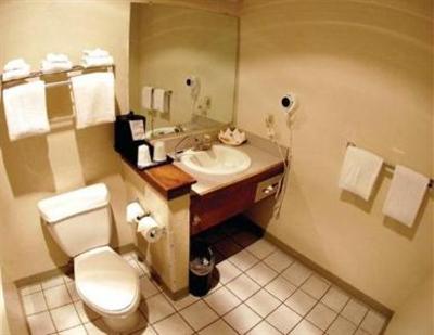 фото отеля Ramada Moraine Hotel