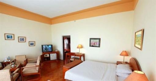 фото отеля Inya Lake Hotel Yangon
