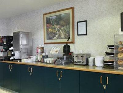 фото отеля Super 8 Fargo
