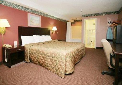 фото отеля Econo Lodge & Suites Brooks